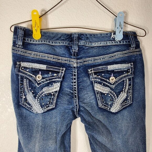 Ariya Jeans Womans Shorts Size 7/8 Rolled Cuff Embellished Denim Bermuda Shorts - Picture 4 of 7